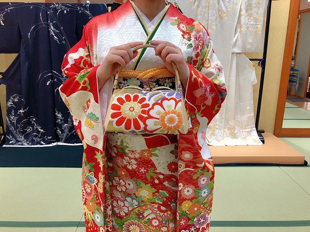 令和3年 成人式会場は着物の映えるフォトスポット！！磐田 | 和福屋