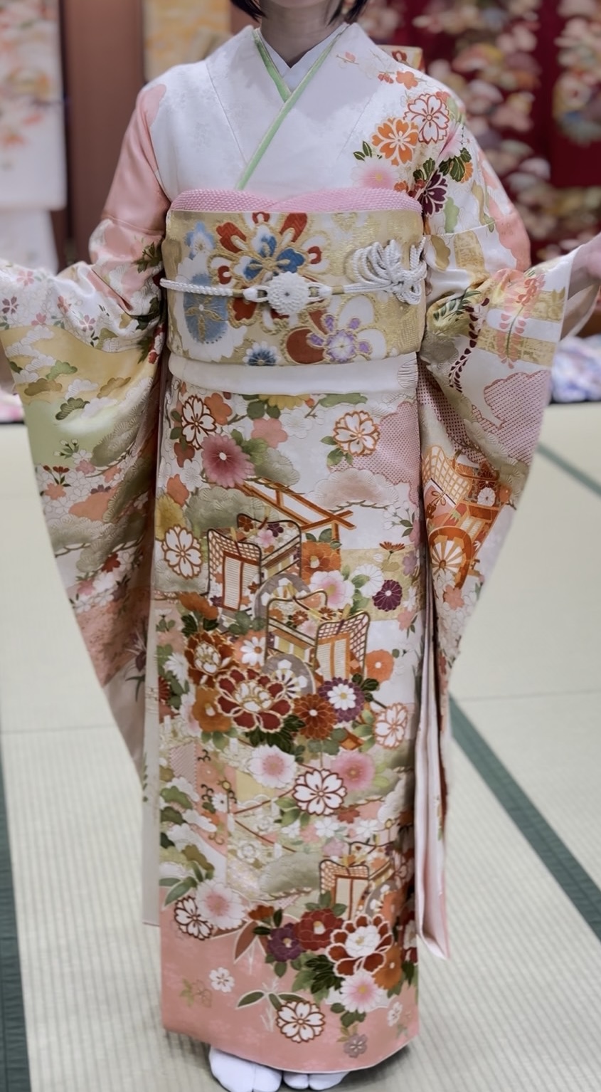 振袖襟元の画像