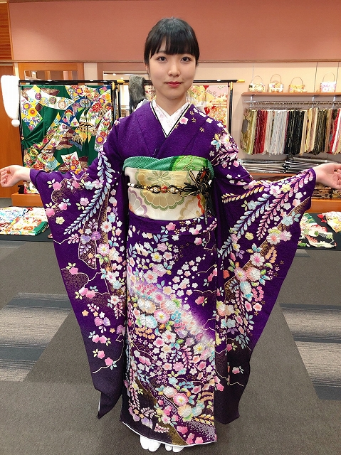 浜松市・Ｋ様の紫色の辻が花のお振袖！ | 浜松市の成人式振袖はきもの 